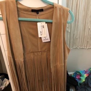 Super cute NWT fringe vest top